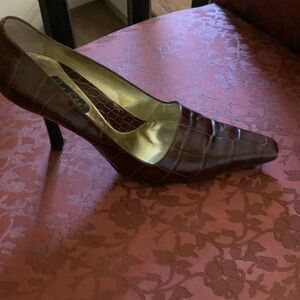 CARLOS FALCHI GORGEOUS ANIMAL PRINT HEELS